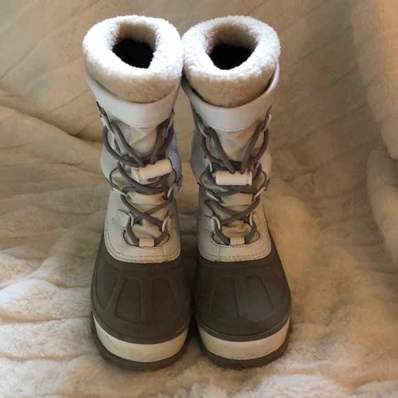 Ugg weatherproof boots - Picture 4 of 7